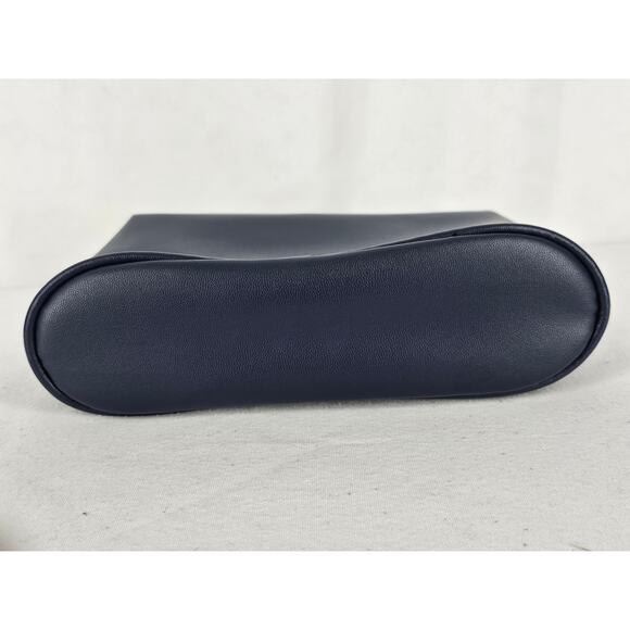 SALVATORE FERRAGAMO MAKE-UP/TOILETRY ZIPPER POUCH BAG DESIGNED TURKISH AIRLINES - Picture 4 of 11